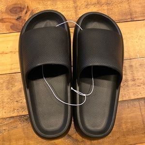 Never worn black sandals
